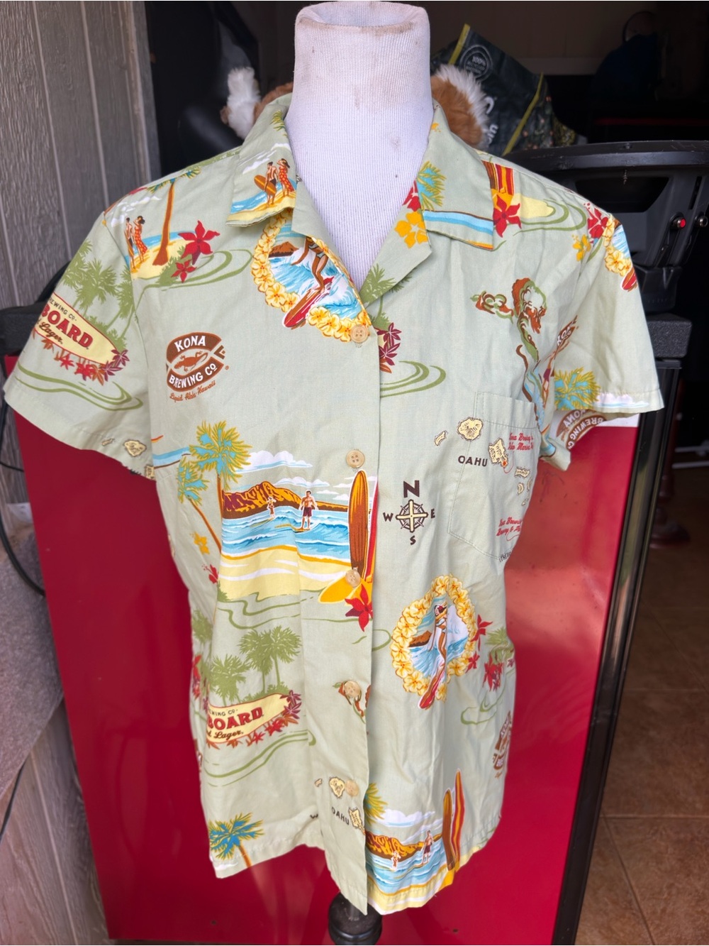 Tori Richard Women’s XL Aloha Shirt Kona Brewing Co. Hawaii Surf Print